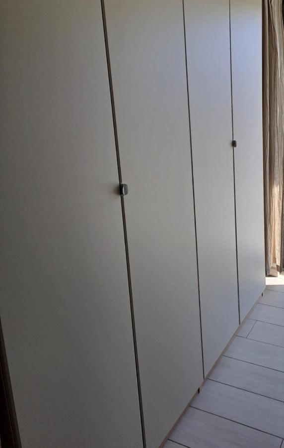 Fiumicino Airport Sunflower Room Luaran gambar