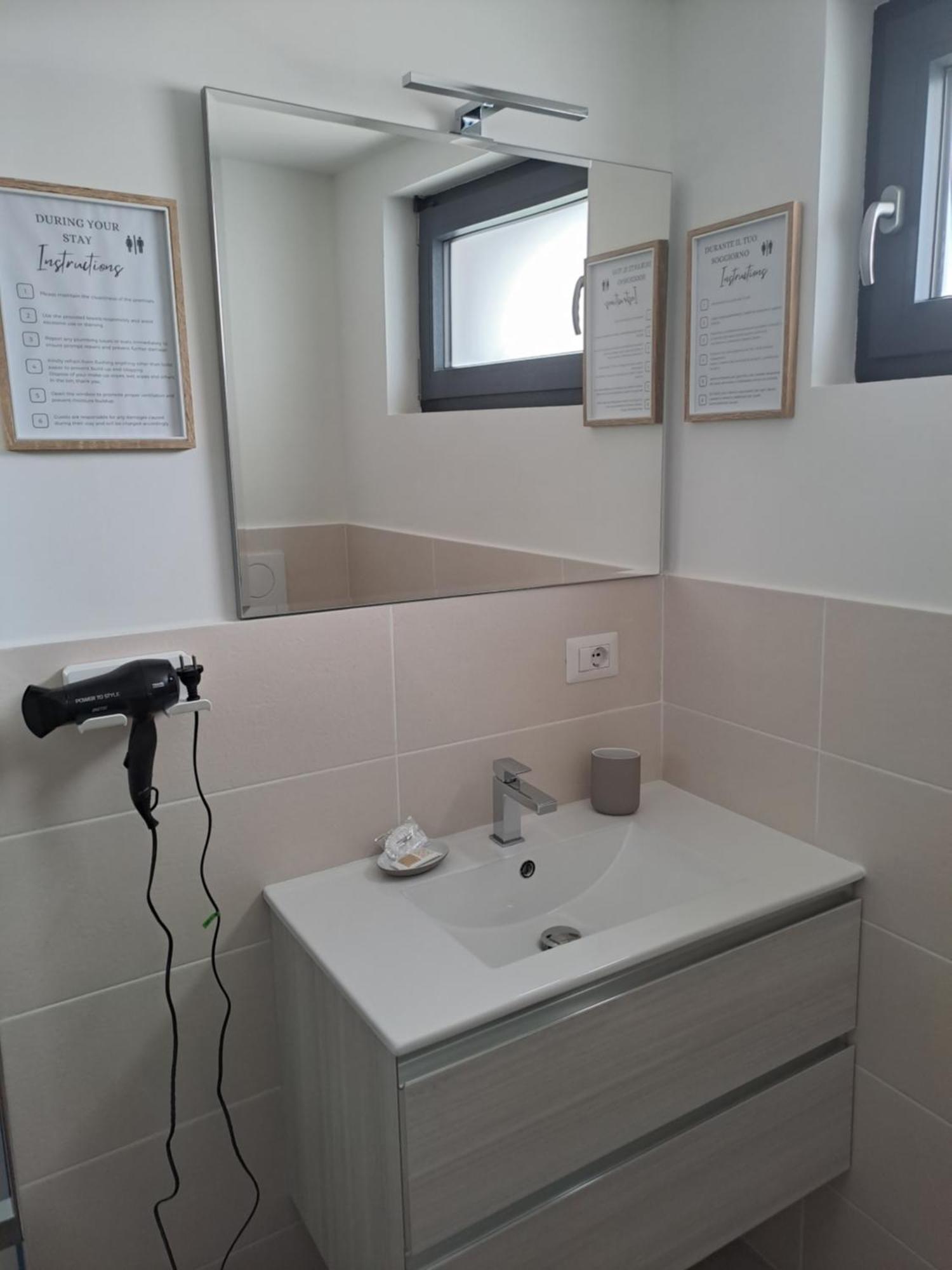 Fiumicino Airport Sunflower Room Luaran gambar